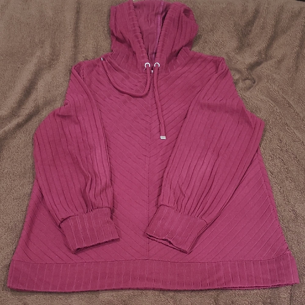 Nine West Ribbed Hoodie in Deep Burgundy